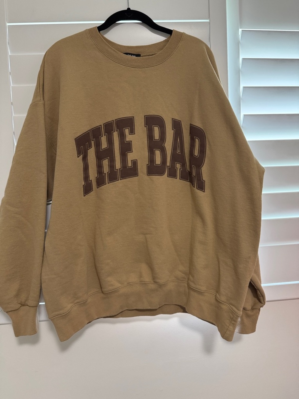 THE BAR Tan Crewneck Sweatshirt with Brown Chest Graphic
